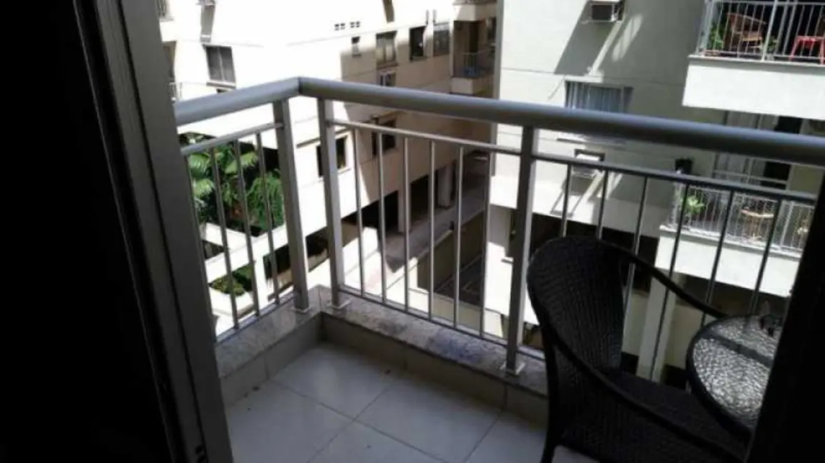 Foto 3 de Apartamento com 2 quartos à venda, 66m2 em Rio De Janeiro - RJ