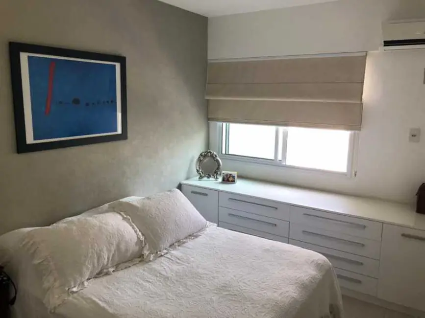 Foto 3 de Apartamento com 2 quartos à venda, 70m2 em Rio De Janeiro - RJ