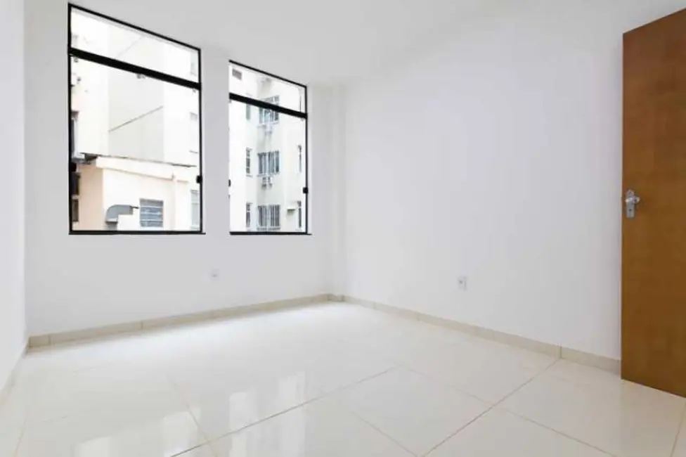 Foto 9 de Apartamento com 2 quartos à venda, 75m2 em Rio De Janeiro - RJ