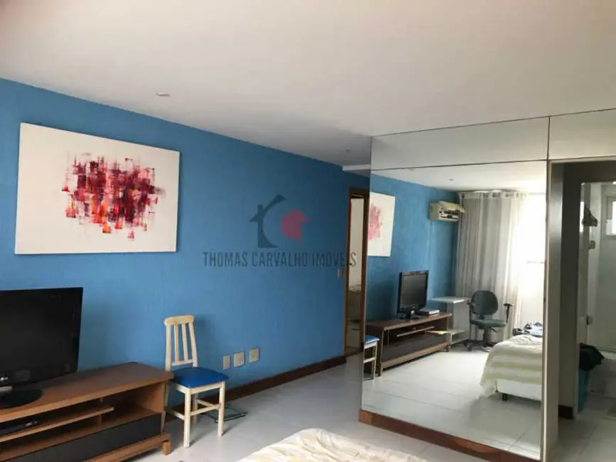 Apartamento com 3 quartos à venda, 200m2 em Rio De Janeiro - RJ - imagem 6 Foto 6 de Apartamento com 3 quartos à venda, 200m2 em Rio De Janeiro - RJ