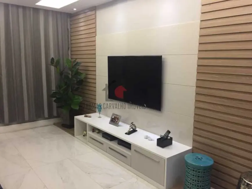 Apartamento com 3 quartos à venda, 144m2 em Rio De Janeiro - RJ - imagem 4 Foto 4 de Apartamento com 3 quartos à venda, 144m2 em Rio De Janeiro - RJ