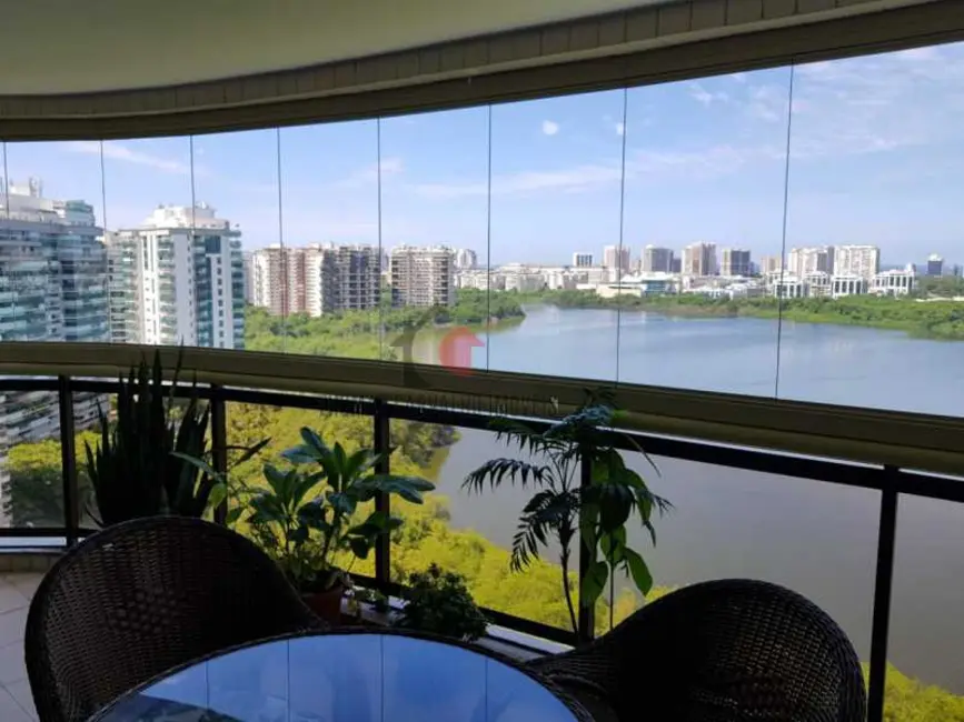 Apartamento com 3 quartos à venda, 145m2 em Rio De Janeiro - RJ - imagem 1 Foto 1 de Apartamento com 3 quartos à venda, 145m2 em Rio De Janeiro - RJ
