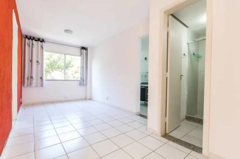 Foto 2 de Apartamento com 3 quartos à venda, 65m2 em Rio De Janeiro - RJ