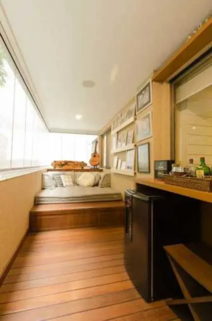 Apartamento com 3 quartos à venda, 80m2 em Rio De Janeiro - RJ - imagem 3 Foto 3 de Apartamento com 3 quartos à venda, 80m2 em Rio De Janeiro - RJ