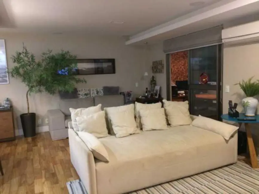 Apartamento com 3 quartos à venda, 80m2 em Rio De Janeiro - RJ - imagem 4 Foto 4 de Apartamento com 3 quartos à venda, 80m2 em Rio De Janeiro - RJ