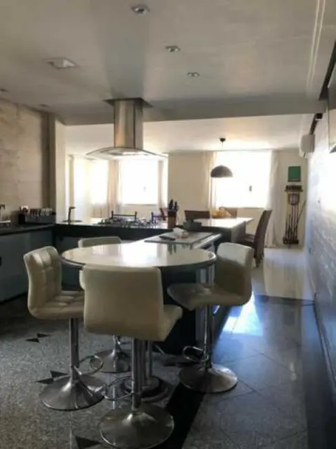 Foto 1 de Apartamento com 3 quartos à venda, 170m2 em Rio De Janeiro - RJ