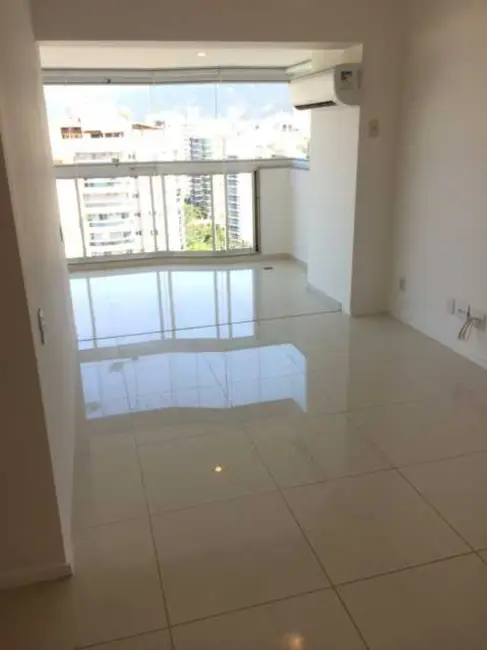 Foto 3 de Apartamento com 3 quartos à venda, 89m2 em Rio De Janeiro - RJ