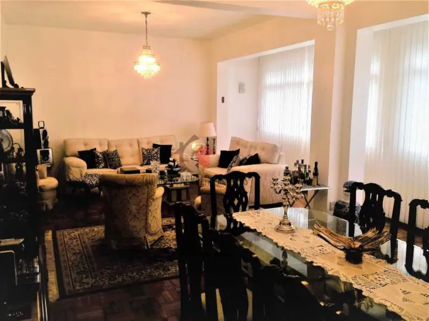 Foto 2 de Apartamento com 4 quartos à venda, 190m2 em Rio De Janeiro - RJ