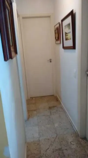 Apartamento com 4 quartos à venda, 200m2 em Rio De Janeiro - RJ - imagem 9 Foto 9 de Apartamento com 4 quartos à venda, 200m2 em Rio De Janeiro - RJ