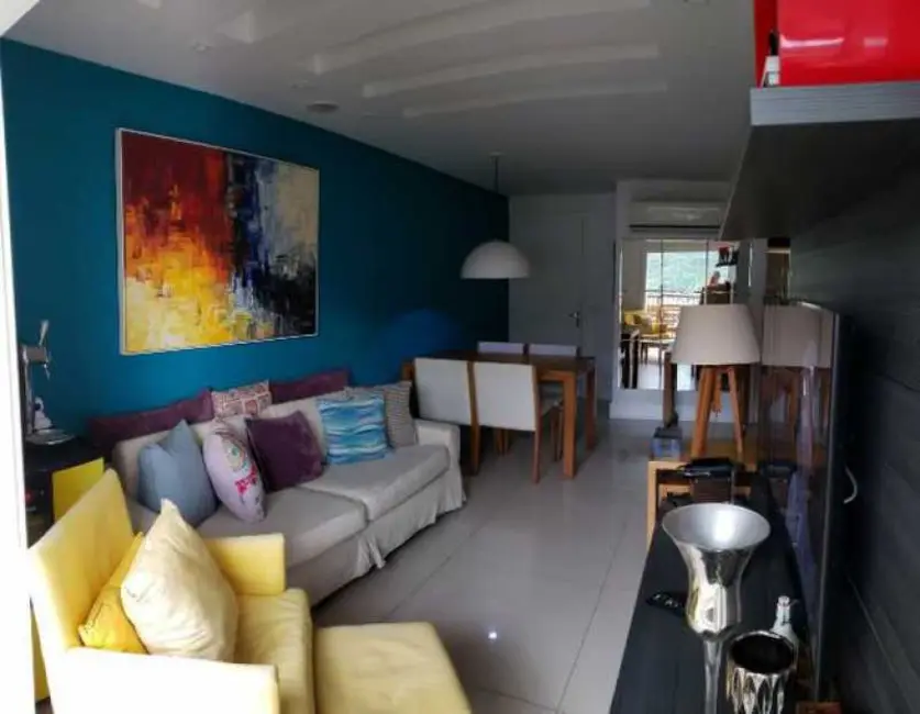 Foto 2 de Apartamento com 4 quartos à venda, 97m2 em Rio De Janeiro - RJ