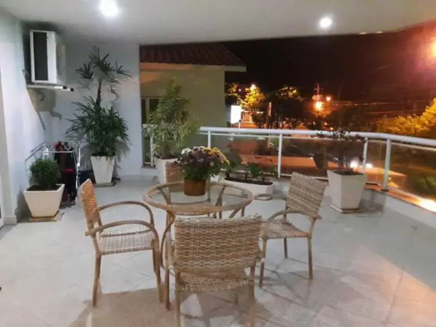 Foto 1 de Apartamento com 4 quartos à venda, 198m2 em Rio De Janeiro - RJ