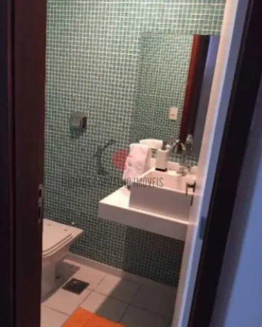 Apartamento com 6 quartos à venda, 220m2 em Rio De Janeiro - RJ - imagem 7 Foto 7 de Apartamento com 6 quartos à venda, 220m2 em Rio De Janeiro - RJ