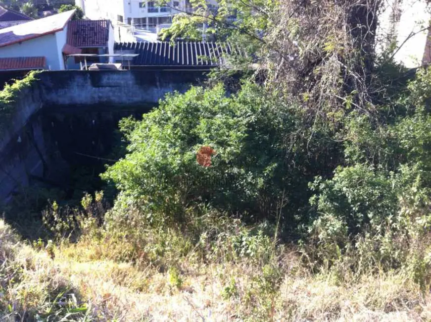 Foto 2 de Terreno / Lote à venda, 450m2 em Rio De Janeiro - RJ