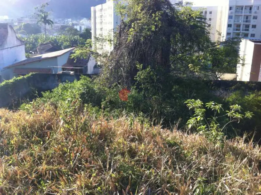 Foto 1 de Terreno / Lote à venda, 450m2 em Rio De Janeiro - RJ