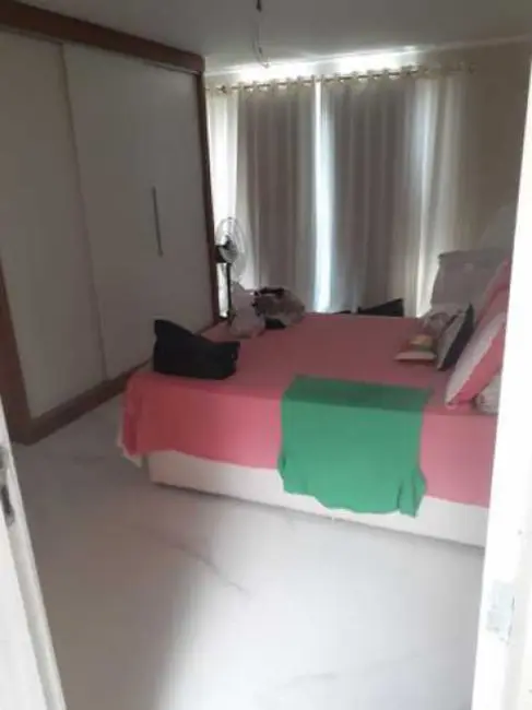 Foto 8 de Casa com 2 quartos à venda, 200m2 em Rio De Janeiro - RJ