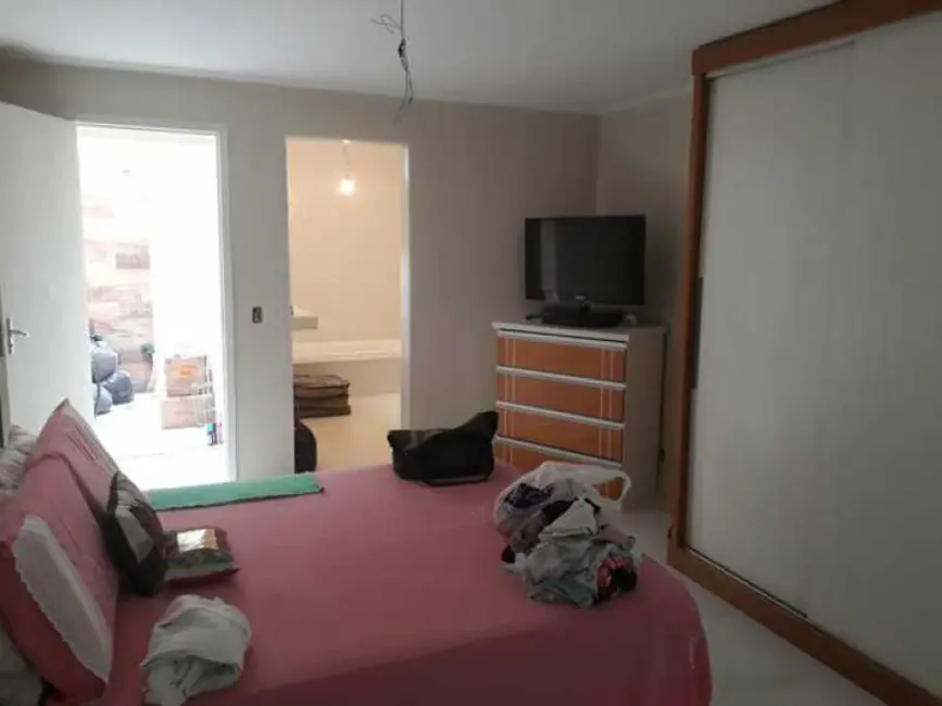 Foto 9 de Casa com 2 quartos à venda, 200m2 em Rio De Janeiro - RJ