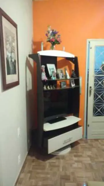 Foto 2 de Casa com 2 quartos à venda, 70m2 em Rio De Janeiro - RJ