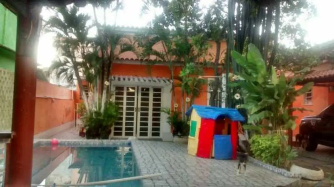 Casa com 2 quartos à venda, 85m2 em Rio De Janeiro - RJ - imagem 6 Foto 6 de Casa com 2 quartos à venda, 85m2 em Rio De Janeiro - RJ