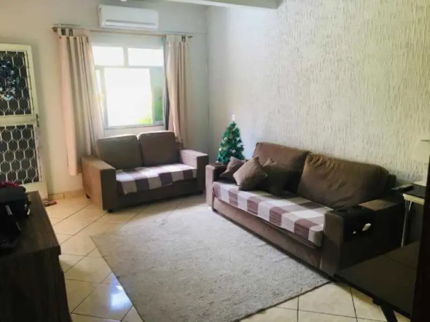 Foto 6 de Casa com 2 quartos à venda, 108m2 em Rio De Janeiro - RJ