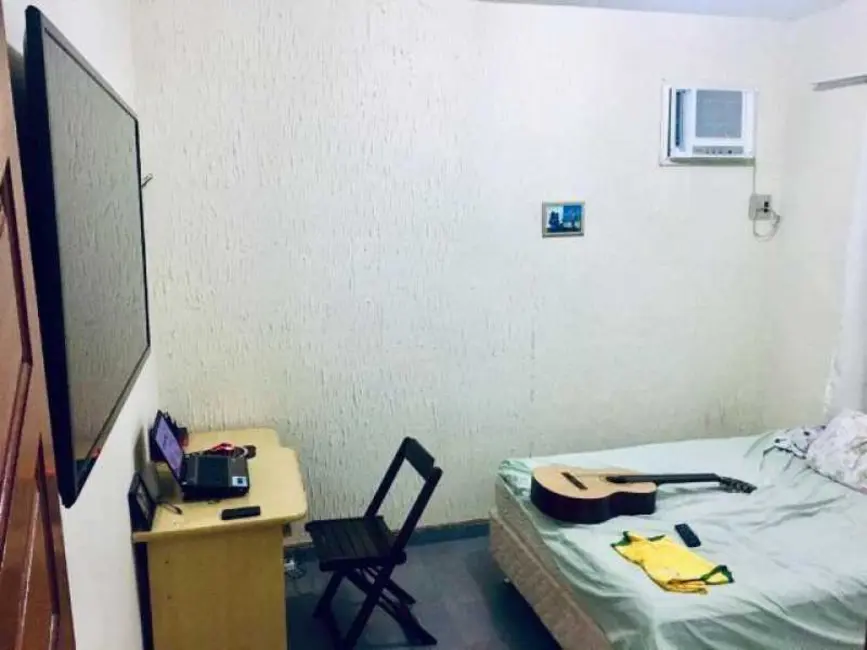 Foto 8 de Casa com 2 quartos à venda, 108m2 em Rio De Janeiro - RJ