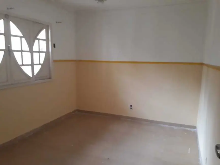 Casa com 3 quartos à venda, 300m2 em Nilopolis - RJ - imagem 8 Foto 8 de Casa com 3 quartos à venda, 300m2 em Nilopolis - RJ