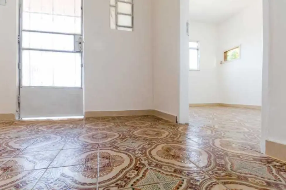 Casa com 3 quartos à venda, 130m2 em Sao Goncalo - RJ - imagem 6 Foto 6 de Casa com 3 quartos à venda, 130m2 em Sao Goncalo - RJ