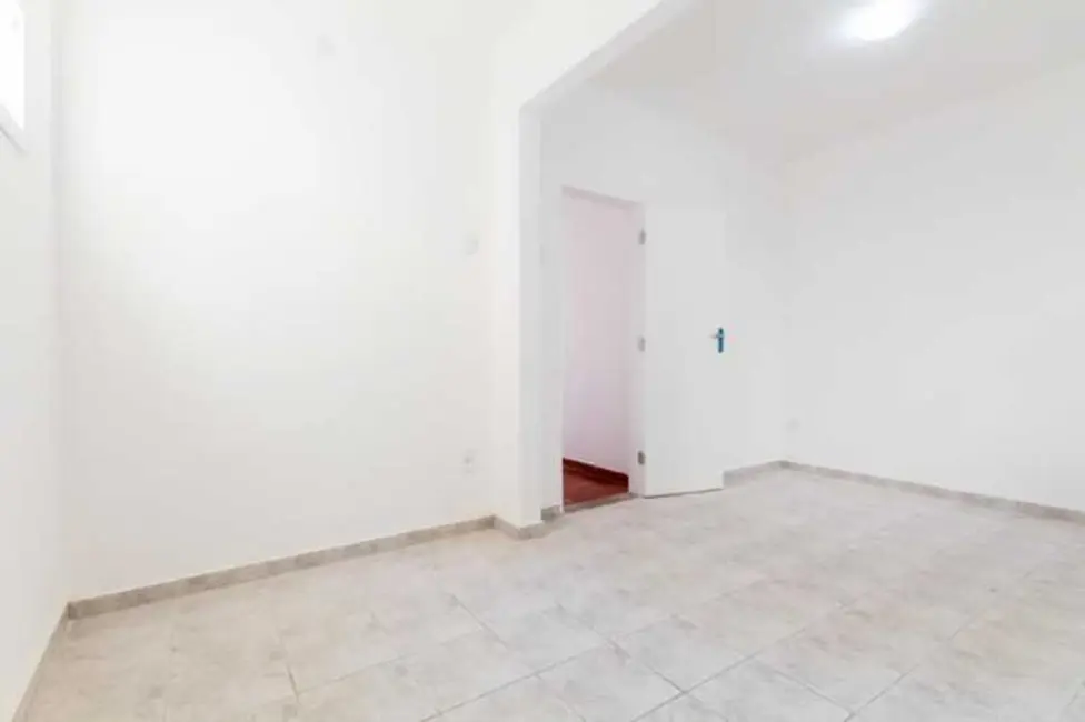 Casa com 3 quartos à venda, 130m2 em Sao Goncalo - RJ - imagem 8 Foto 8 de Casa com 3 quartos à venda, 130m2 em Sao Goncalo - RJ
