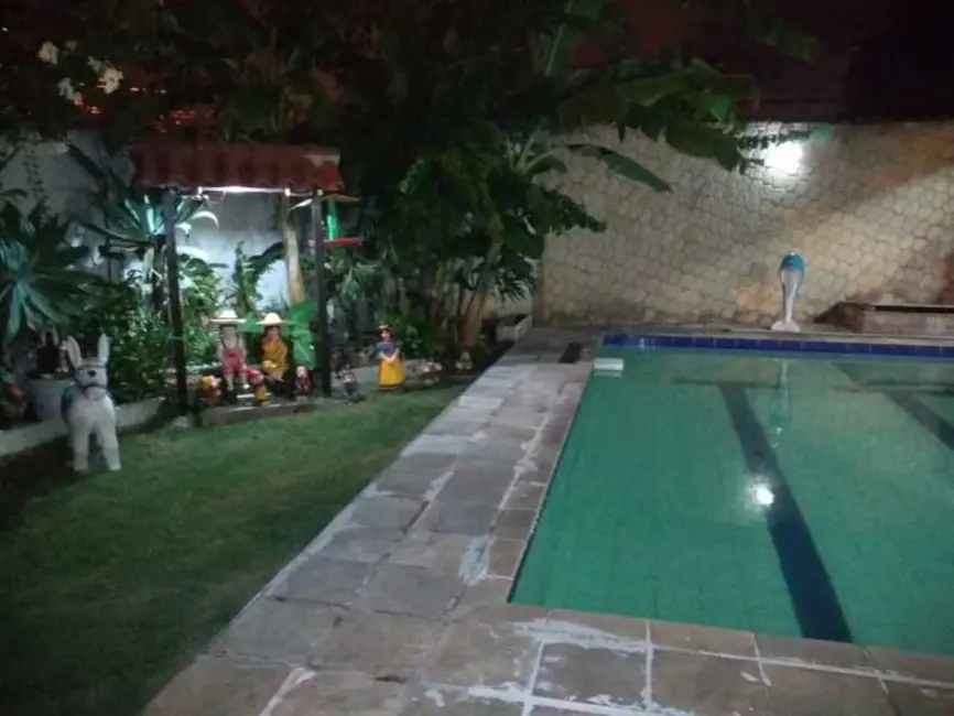 Foto 1 de Casa com 4 quartos à venda, 170m2 em Rio De Janeiro - RJ