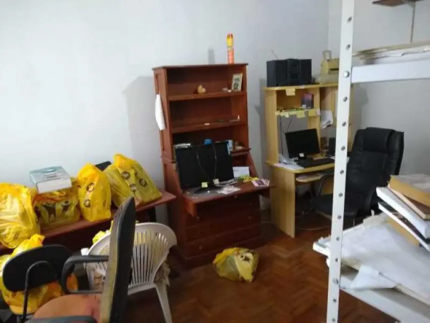 Foto 9 de Casa com 4 quartos à venda, 500m2 em Rio De Janeiro - RJ