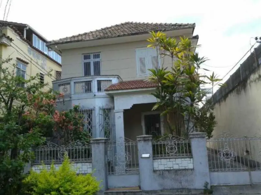 Foto 1 de Casa com 5 quartos à venda, 200m2 em Rio De Janeiro - RJ