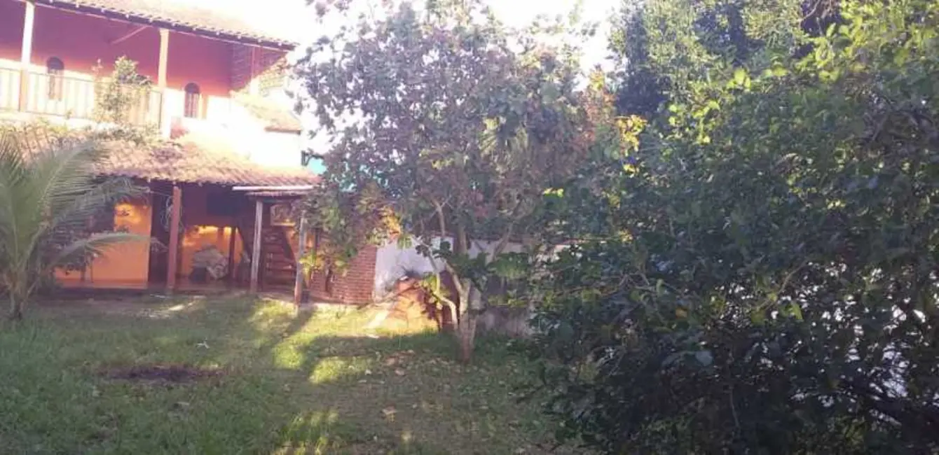 Casa com 5 quartos à venda, 350m2 em Saquarema - RJ - imagem 9 Foto 9 de Casa com 5 quartos à venda, 350m2 em Saquarema - RJ