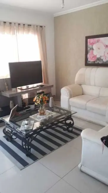 Foto 1 de Casa de Condomínio com 2 quartos à venda, 68m2 em Rio De Janeiro - RJ