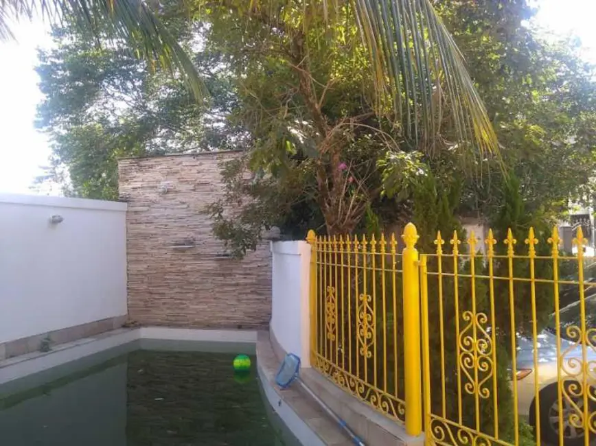 Casa de Condomínio com 2 quartos à venda, 195m2 em Rio De Janeiro - RJ - imagem 3 Foto 3 de Casa de Condomínio com 2 quartos à venda, 195m2 em Rio De Janeiro - RJ