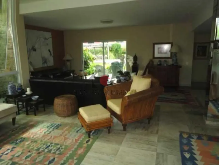 Foto 3 de Casa de Condomínio com 4 quartos à venda, 600m2 em Rio De Janeiro - RJ