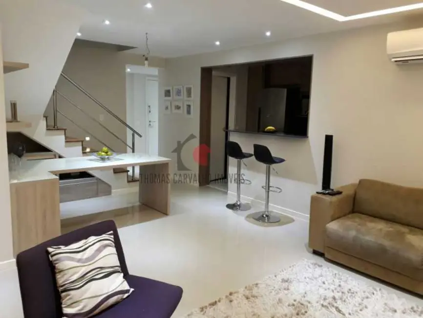 Foto 2 de Cobertura com 3 quartos à venda, 176m2 em Rio De Janeiro - RJ