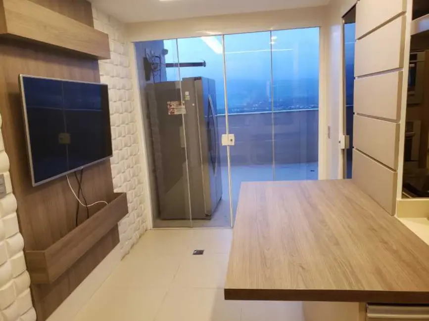 Foto 1 de Cobertura com 3 quartos à venda, 215m2 em Rio De Janeiro - RJ