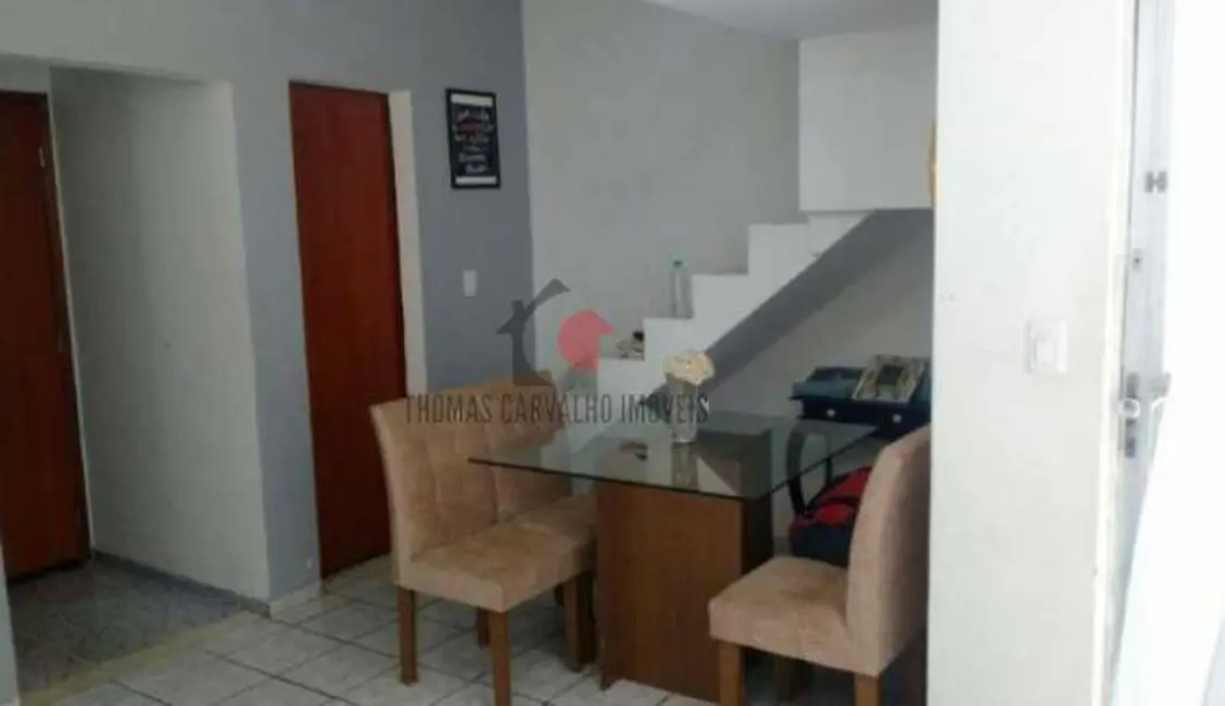 Foto 1 de Casa de Vila com 2 quartos à venda, 100m2 em Rio De Janeiro - RJ