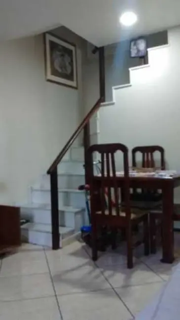 Foto 4 de Casa de Vila com 2 quartos à venda, 57m2 em Rio De Janeiro - RJ