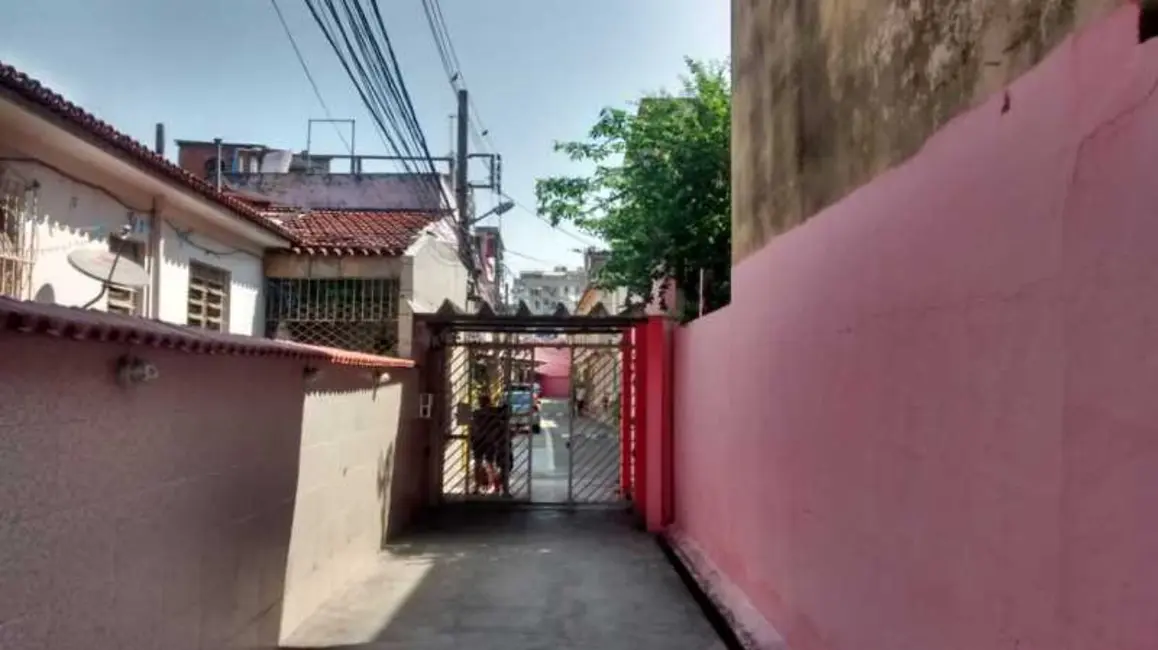 Casa de Vila com 2 quartos à venda, 80m2 em Rio De Janeiro - RJ - imagem 2 Foto 2 de Casa de Vila com 2 quartos à venda, 80m2 em Rio De Janeiro - RJ