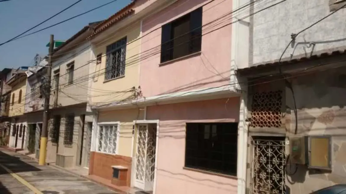 Casa de Vila com 2 quartos à venda, 80m2 em Rio De Janeiro - RJ - imagem 3 Foto 3 de Casa de Vila com 2 quartos à venda, 80m2 em Rio De Janeiro - RJ