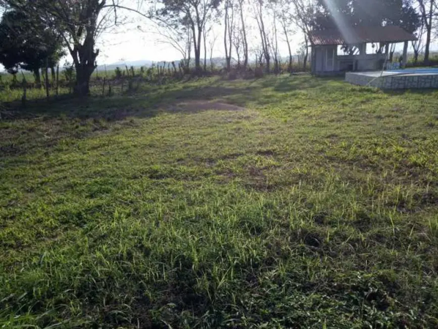 Foto 2 de Terreno / Lote à venda, 7000m2 em Japeri - RJ