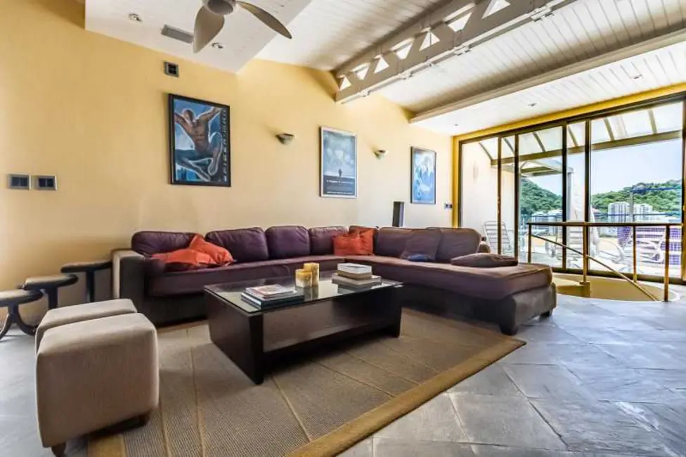 Foto 2 de Cobertura com 4 quartos à venda, 567m2 em Rio De Janeiro - RJ