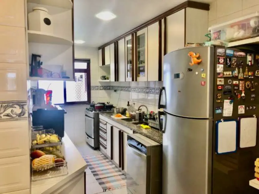 Apartamento com 4 quartos à venda, 183m2 em Rio De Janeiro - RJ - imagem 6 Foto 6 de Apartamento com 4 quartos à venda, 183m2 em Rio De Janeiro - RJ