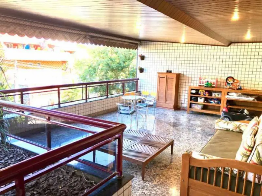 Apartamento com 4 quartos à venda, 183m2 em Rio De Janeiro - RJ - imagem 2 Foto 2 de Apartamento com 4 quartos à venda, 183m2 em Rio De Janeiro - RJ