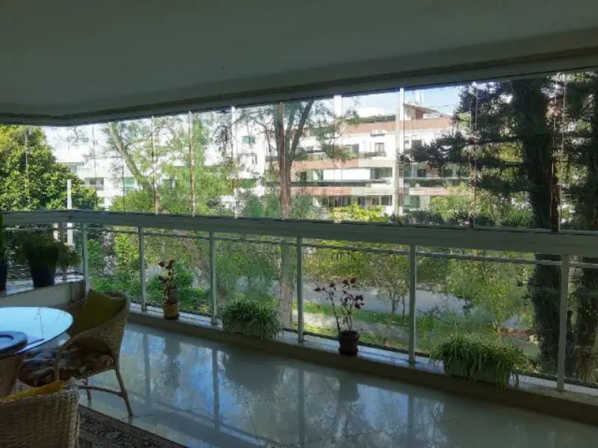 Foto 3 de Apartamento com 3 quartos à venda, 118m2 em Rio De Janeiro - RJ