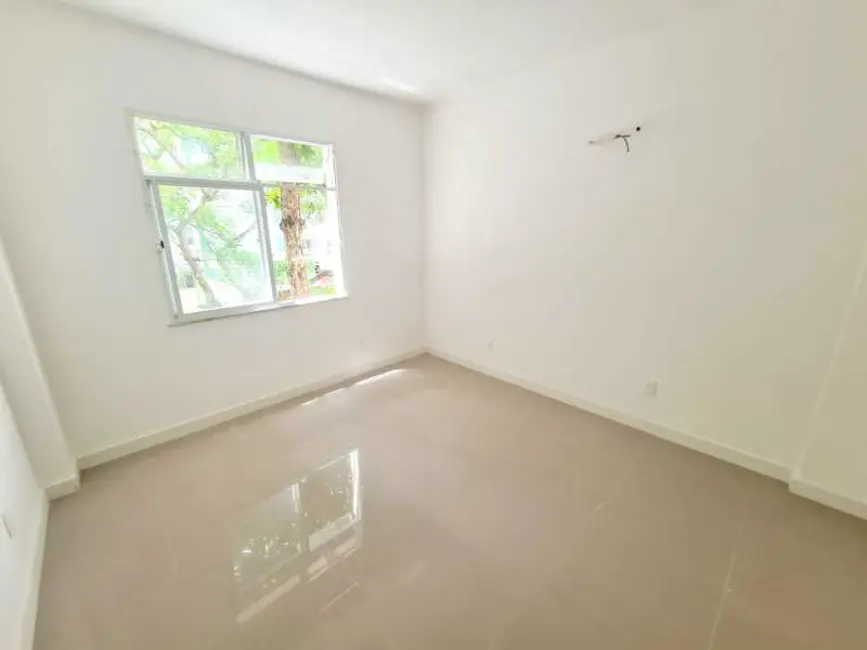 Apartamento com 1 quarto à venda, 60m2 em Rio De Janeiro - RJ - imagem 5 Foto 5 de Apartamento com 1 quarto à venda, 60m2 em Rio De Janeiro - RJ