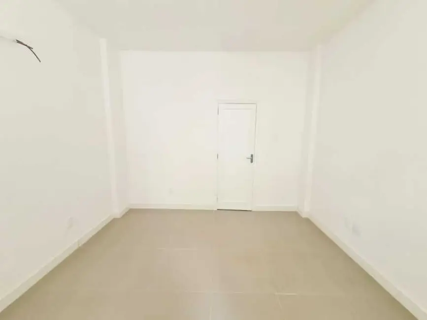 Apartamento com 1 quarto à venda, 60m2 em Rio De Janeiro - RJ - imagem 8 Foto 8 de Apartamento com 1 quarto à venda, 60m2 em Rio De Janeiro - RJ