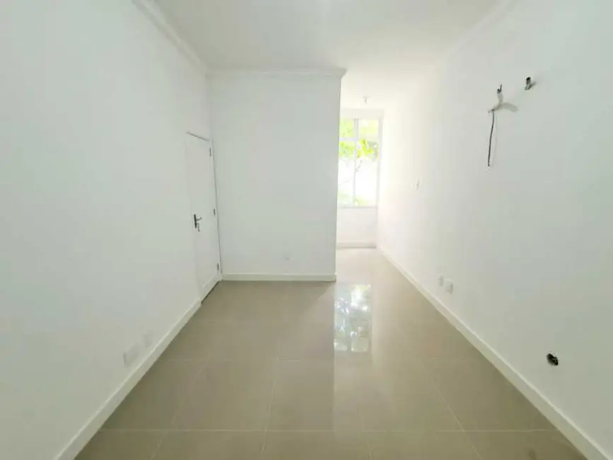 Apartamento com 1 quarto à venda, 60m2 em Rio De Janeiro - RJ - imagem 1 Foto 1 de Apartamento com 1 quarto à venda, 60m2 em Rio De Janeiro - RJ