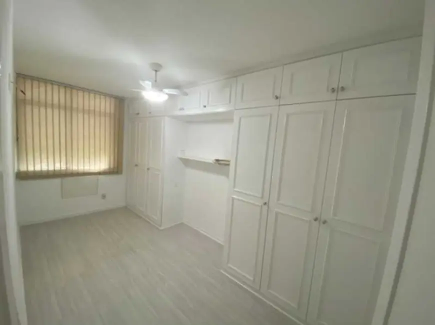 Foto 2 de Apartamento com 2 quartos à venda, 60m2 em Rio De Janeiro - RJ