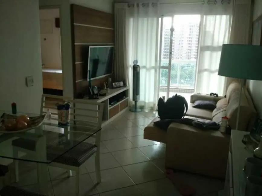 Apartamento com 2 quartos à venda, 66m2 em Rio De Janeiro - RJ - imagem 5 Foto 5 de Apartamento com 2 quartos à venda, 66m2 em Rio De Janeiro - RJ